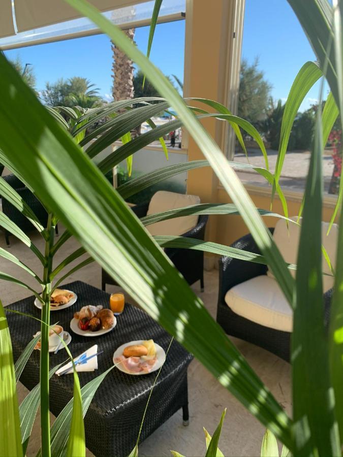 Hotel Bahia Сан-Бенедетто-дель-Тронто Екстер'єр фото